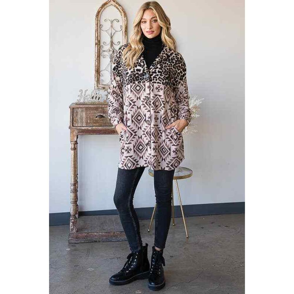 EJ6720-15 AZTEC AND ANIMAL LEOPARD BUTTON DOWN SHACKET: 2-2-2 (1X-2X-3X) / BROWN - Picture 7 of 12
